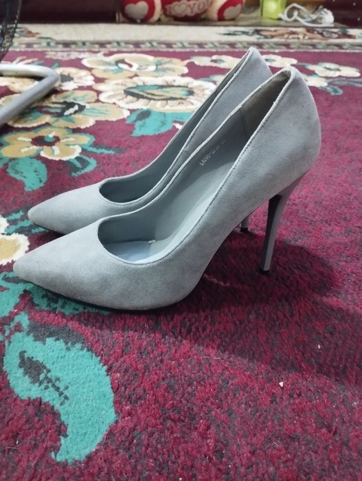 Женская обувь б/у