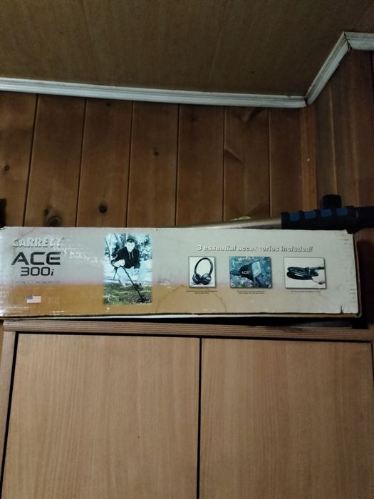 Металлоискатель почти новый