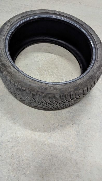 Continental all season contact 235/40/19 R 19 Y XL