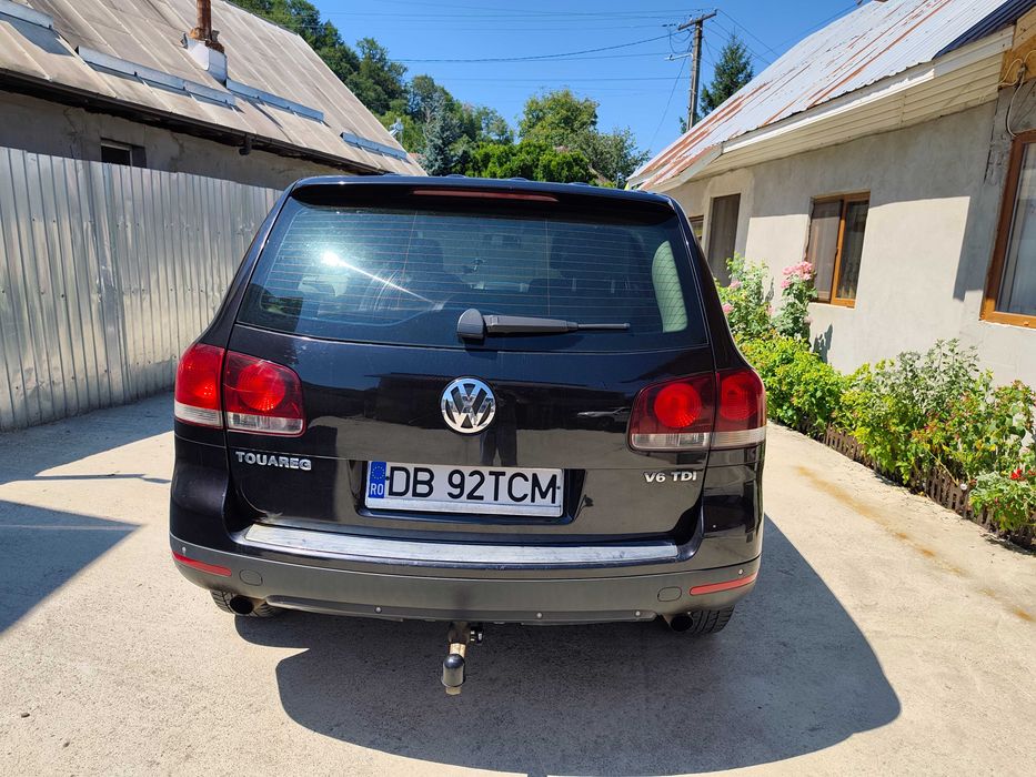 Vând Vw Touareg V6 3.0TDI