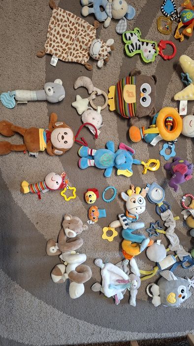 Лот Бебешки играчки