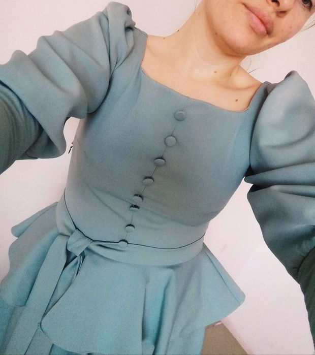 Продам Платье Не дорого