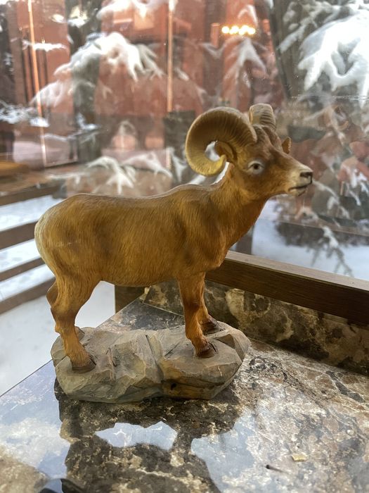 Каменная статуэтка «Горный баран»