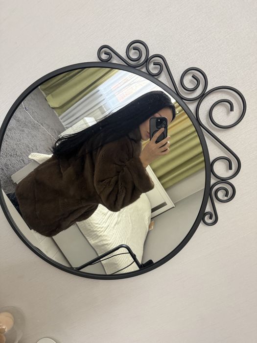 Продам норковую шубу