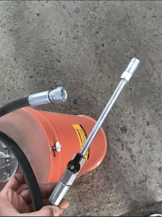 Moy bochok. Масленний бачок