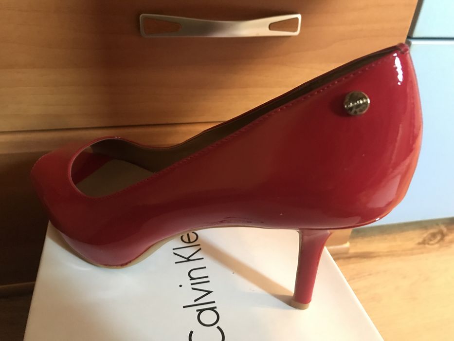 Pantofi decupati cu toc Calvin Klein