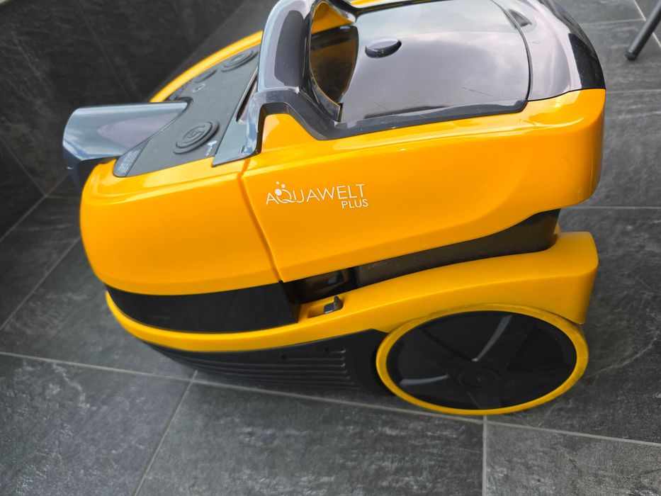 Прахосмукачка Zelmer Aquawelt Plus ZVC762ZT (с проблем / за части)
