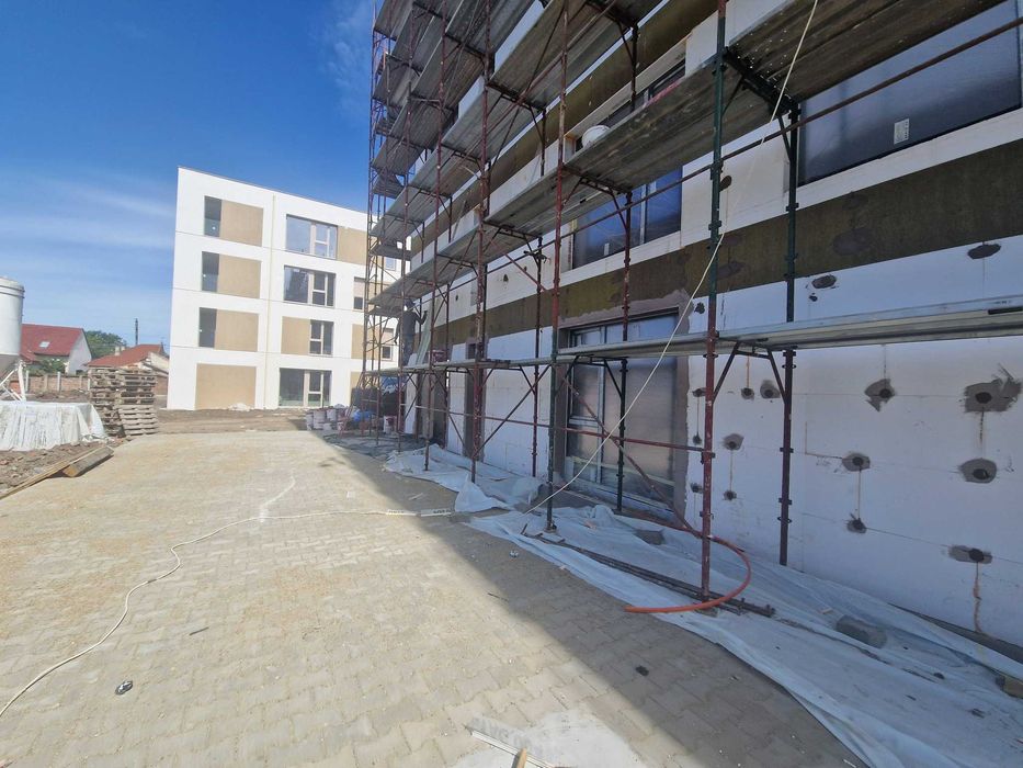 Apartament cu gradina, în complex Ana Residence, Timisoara