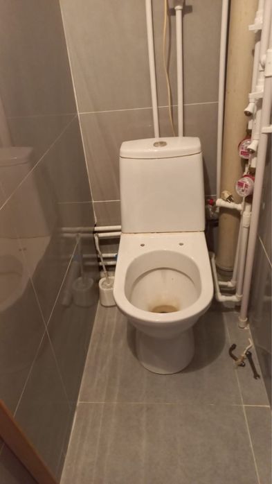 Продам унитаз 10тыс