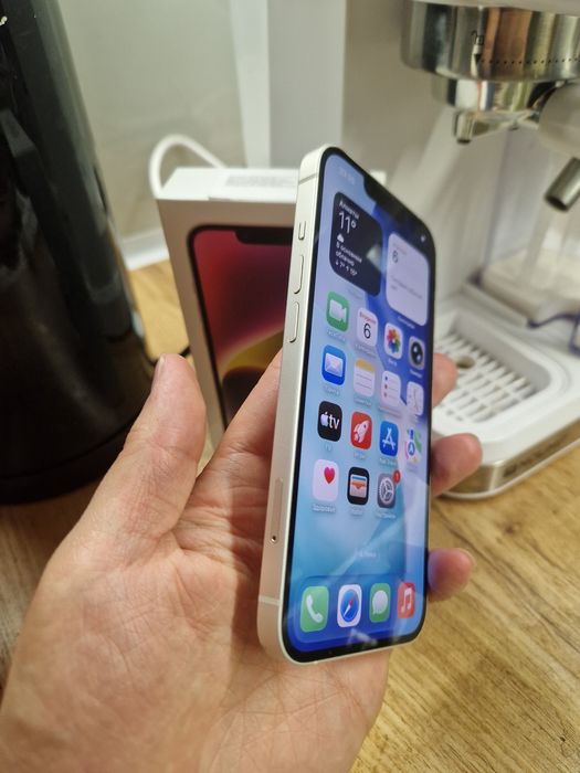 iPhone 14 128 в красивом цвете