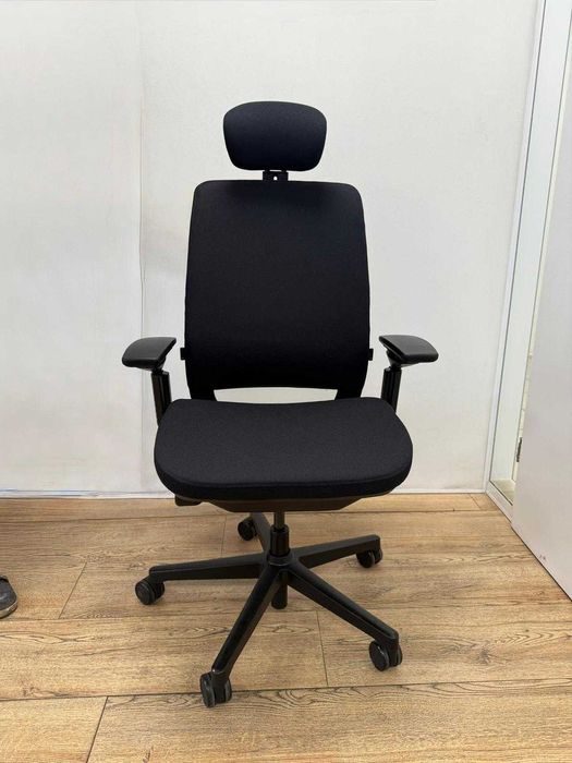 Refurbished Steelcase Amia Cu tetieră