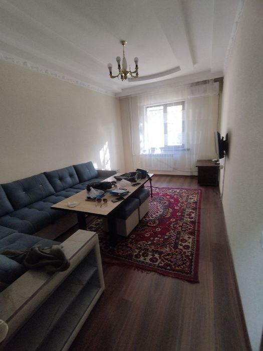 Здаецая 2 комнатная квартира массив куйлюк 4