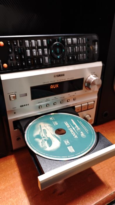 Yamaha combina audio boxe Jvc