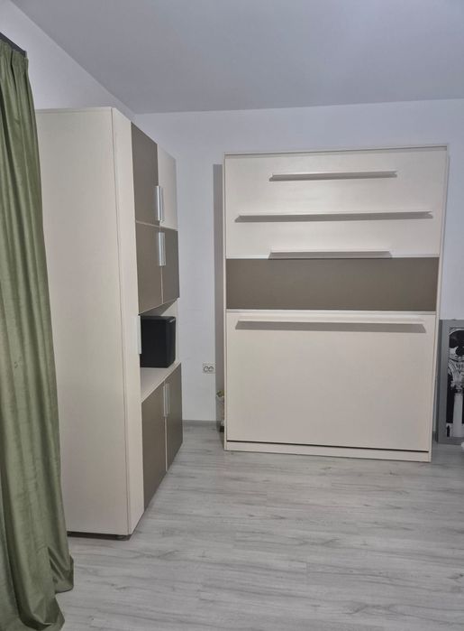 Pat rabatabil pe perete + dulap