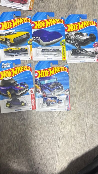 Hot wheels оригинальные не распакованные