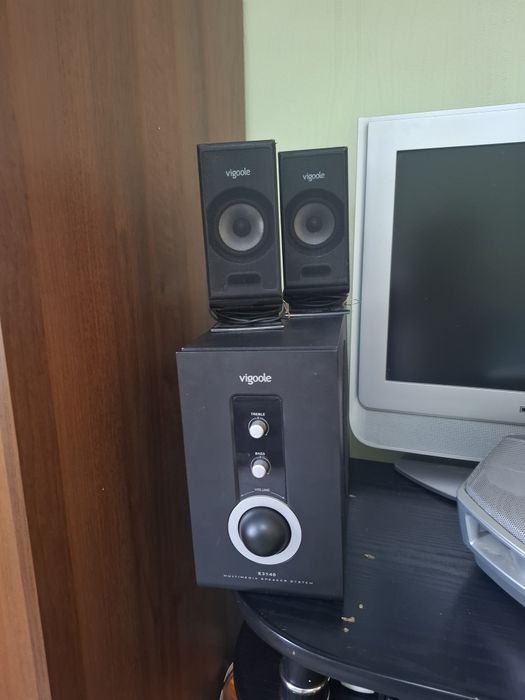 Продам усилители, телевизор,магнитофон