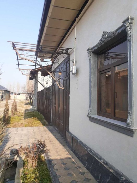 Yangiyol tumanida uy sotiladi