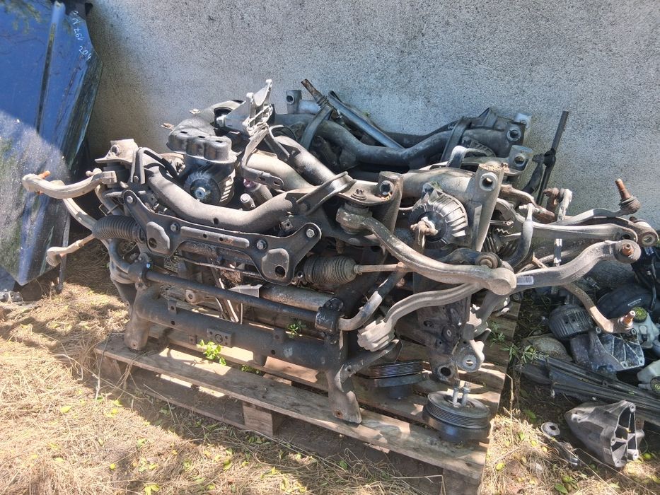 Преден мост мерцедес Ц,Е класа w204,w212,w218
