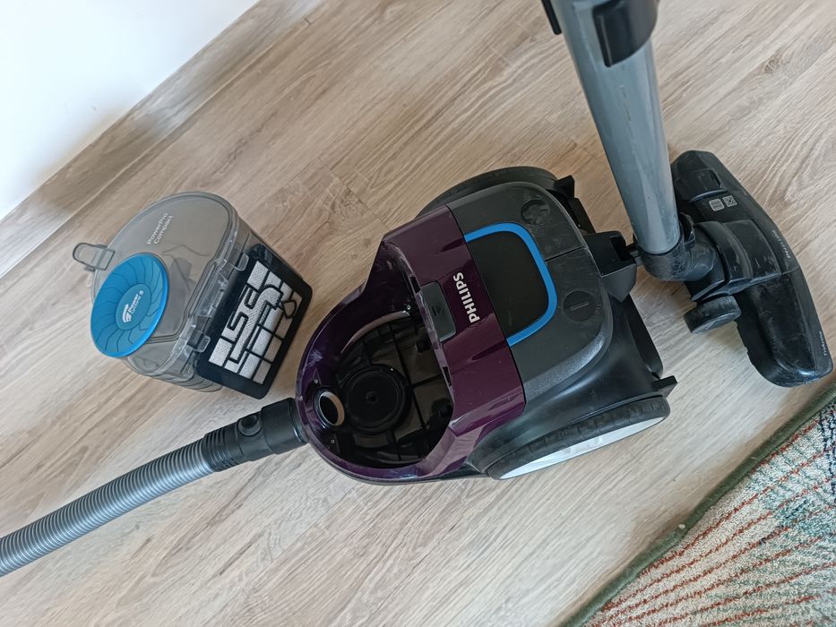Прахосмукачка Филипс Philips