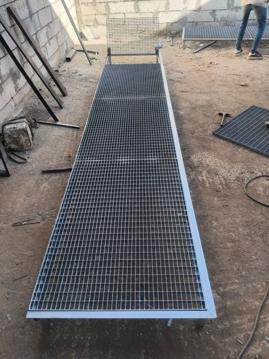 Platforma zincate galvanizate
