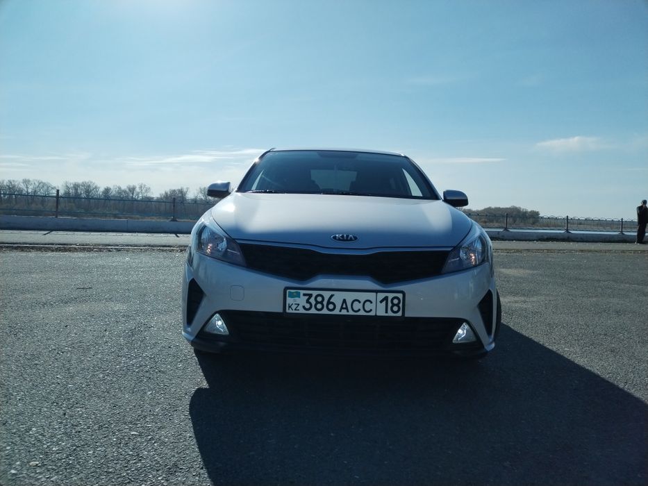 Продается Киа Рио 2021 года.  Торг есть