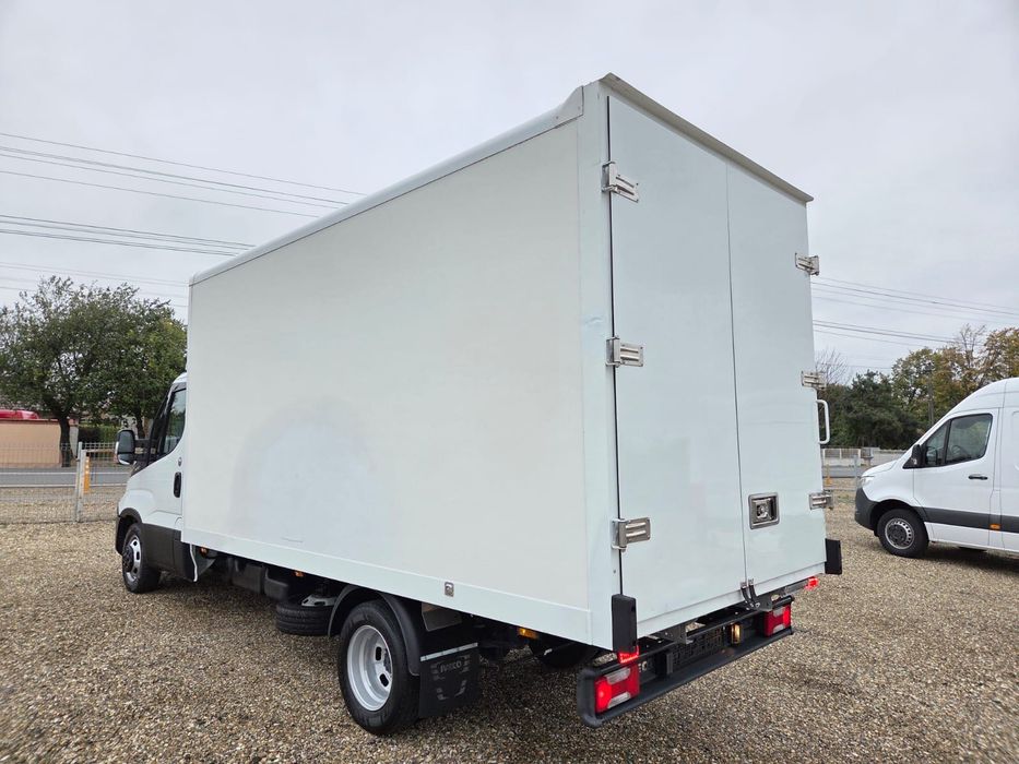 Iveco Daily 35C15 35C18 3.0 12/12/2018 Euro 6 Cat.B 3,5t ITALIA