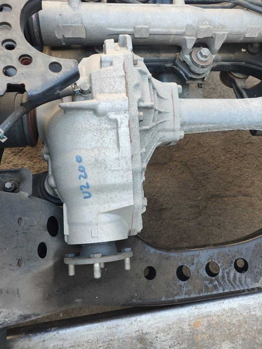 Редуктор передний Toyota Land Cruiser