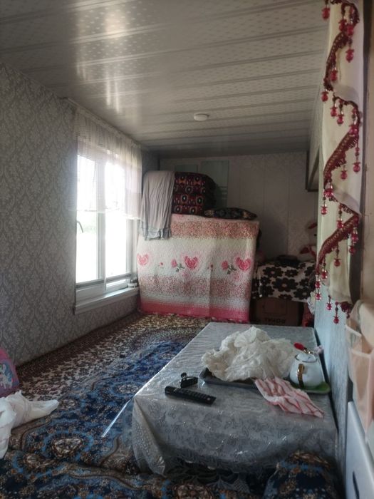 Чирчик Шахар дом октября бозор оркасида 2 хонали 50 кв