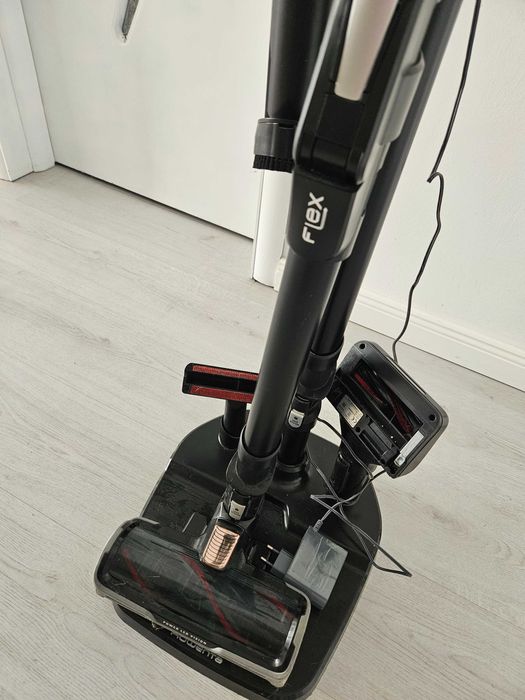 Vand aspirator vertical Rowenta X-Force Flex 15.60 RH99F1WO, 520W