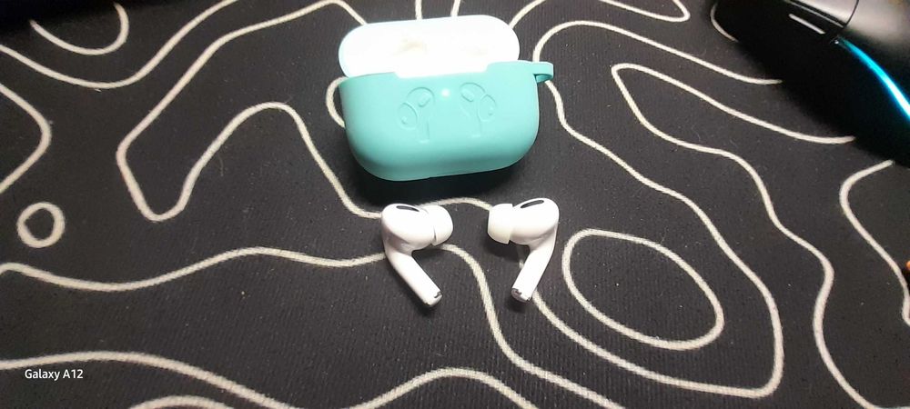 Air Pods pro  Цена 40 000 торг без торга