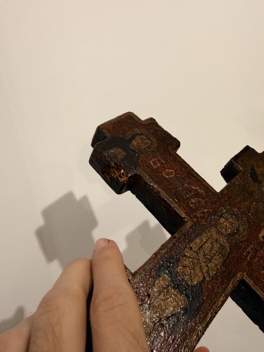 Cruce veche pictata pe lemn 1868 de colectie
