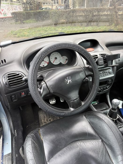 Peugeot 206 decapotabil