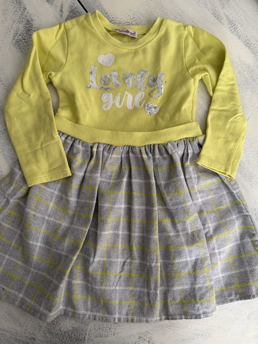 Рокля с дълъг ръкав за момиченце 5 годинки