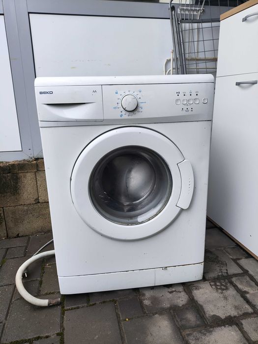 Пералня Беко WML 10560 за части или ремонт