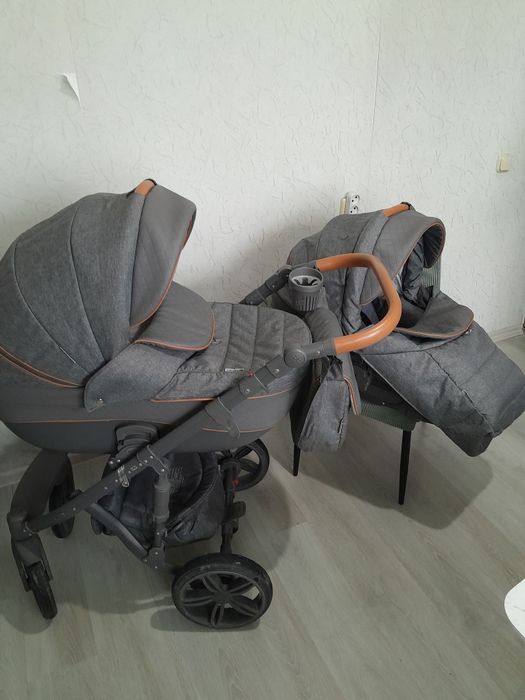 Коляска адемикс  стульчик медведь