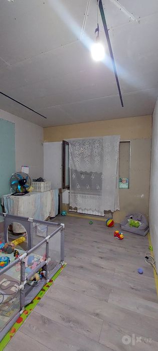 Срочно Ахмад Югнакий 2п3/4/5 Продается Квартира Улутшенка!