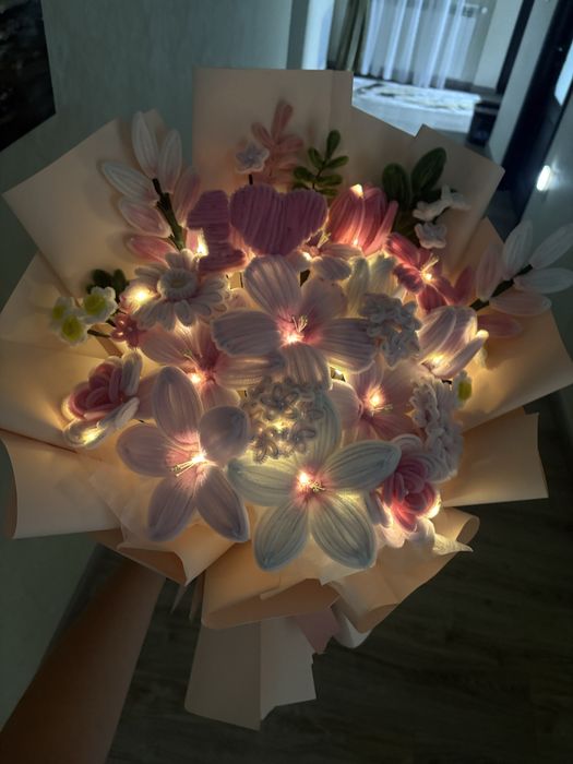 Buchet din sârmă plusata