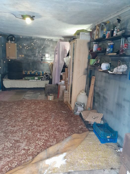 Продам берлогу...10 общество