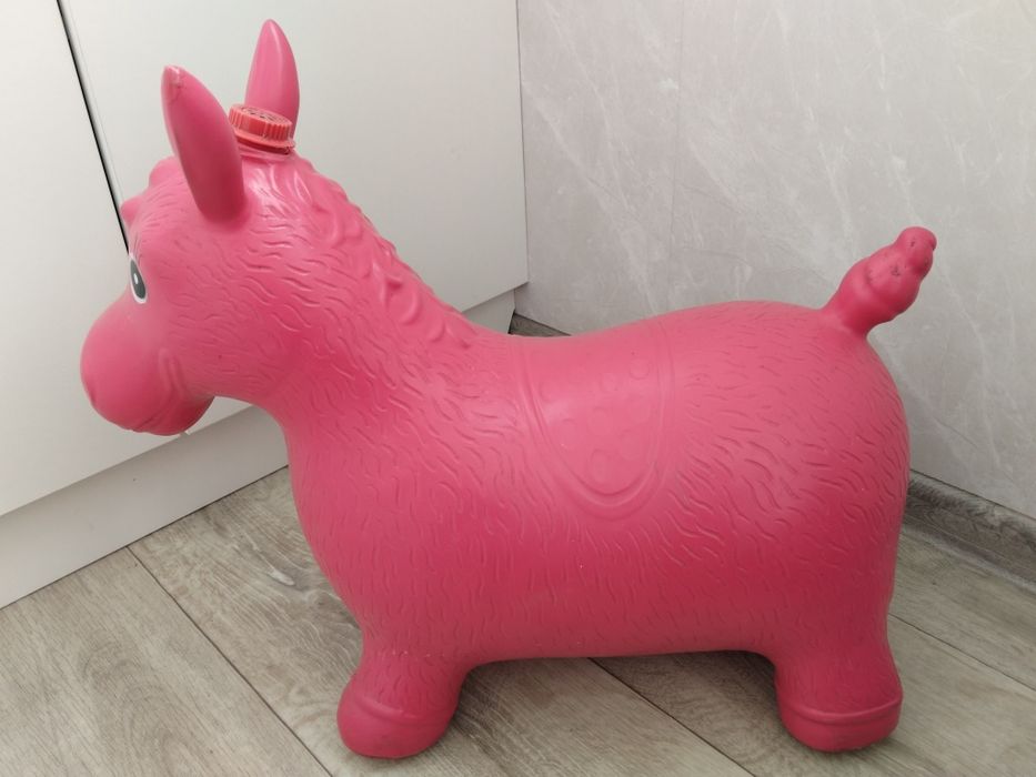 Продам игрушку ослик