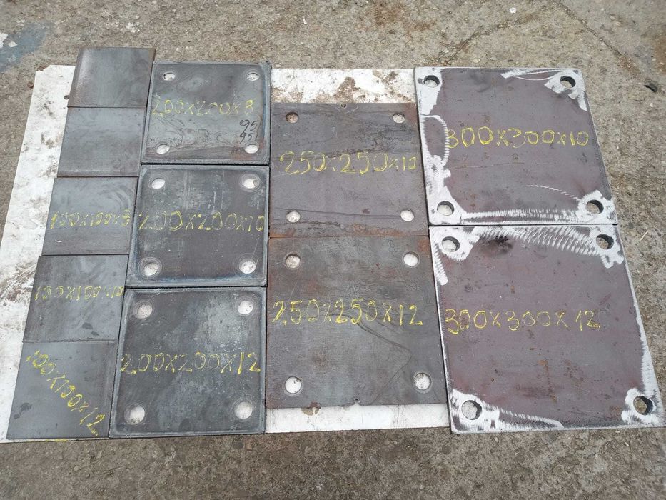 Vand cuzineti pentru hale metalice