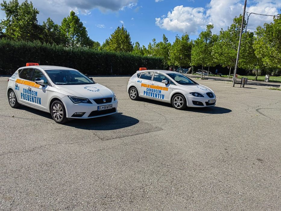 Scoala de soferi. Instructor auto . Atestate profesionale