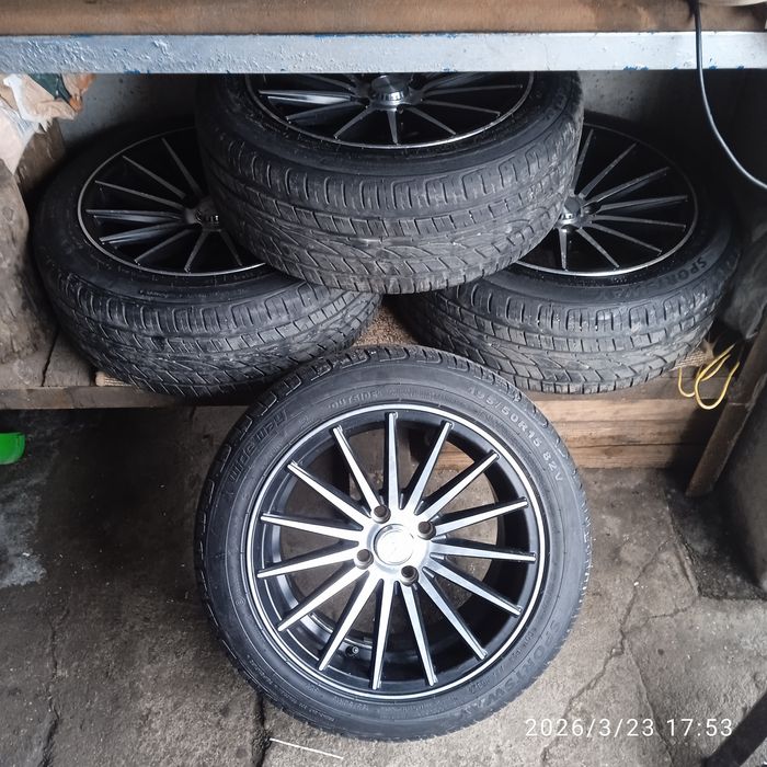 Продам диски с резиной vossen на 15, для автомобиля ваз...