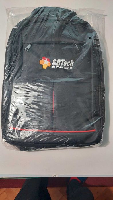 Нова раница за лаптоп