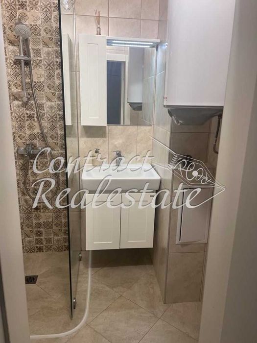 Тристаен Обзаведен Погребите ! Паркомясто в цената !