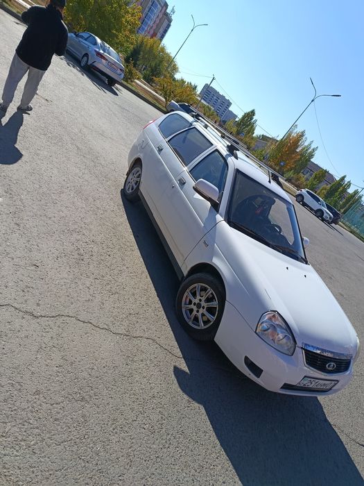 Продам Приору  универсал