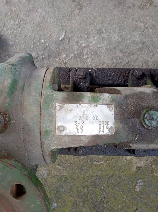 Трифазна водна помпа