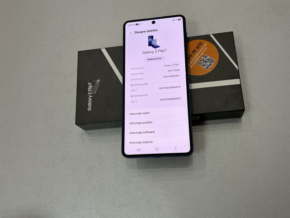 Samsung Galaxy Z Flip 7, 256 gb, 12 gb ram, Blue Shadow, la cutie