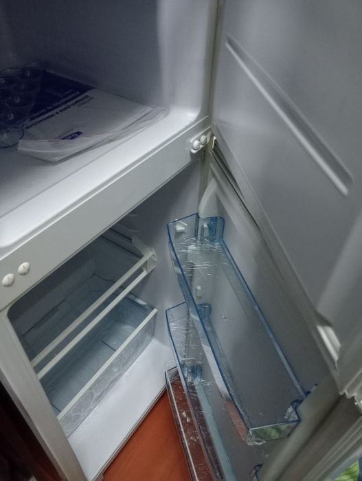 Продается Холодильник новый Бирюса