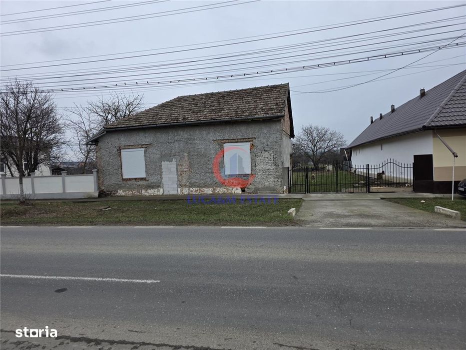 Proprietate cu potențial investițional în Pischia  190
