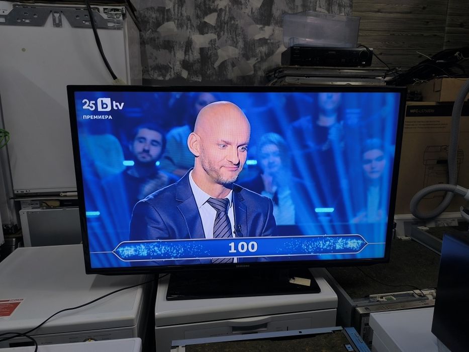 Телевизор Samsung UE46EH5450 - 46 инча смарт тв.